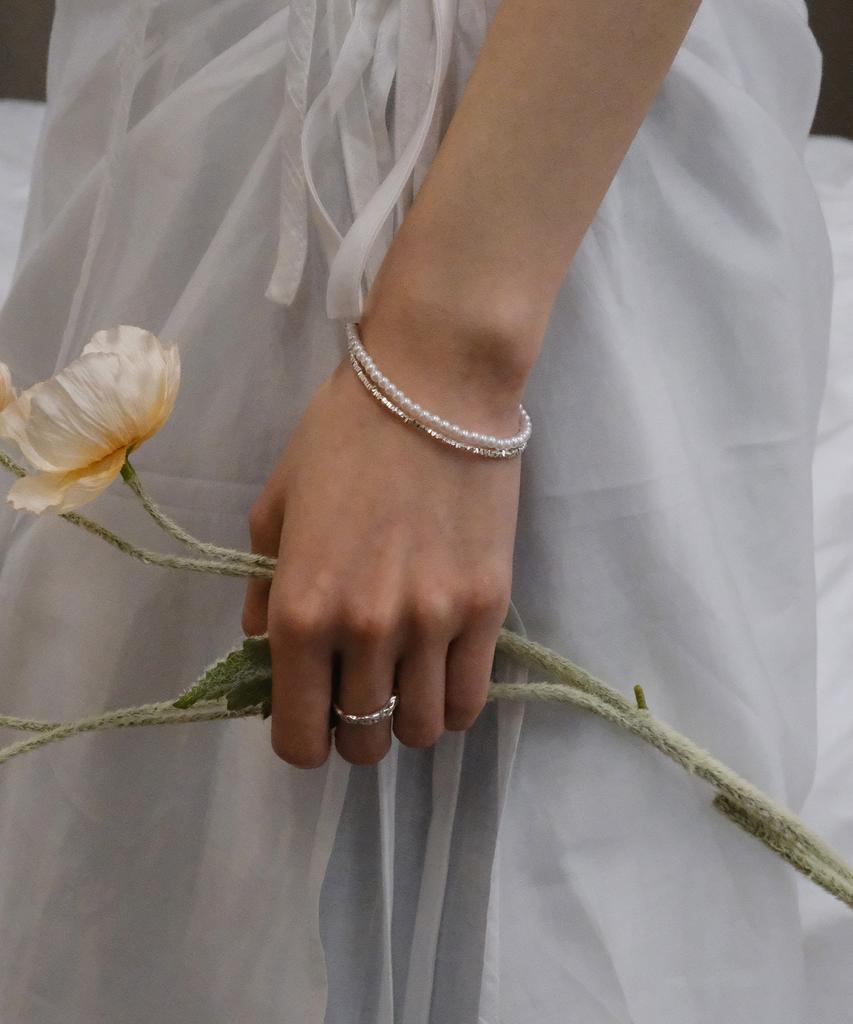 Poetryhaus Silverdust Pearl Bracelet