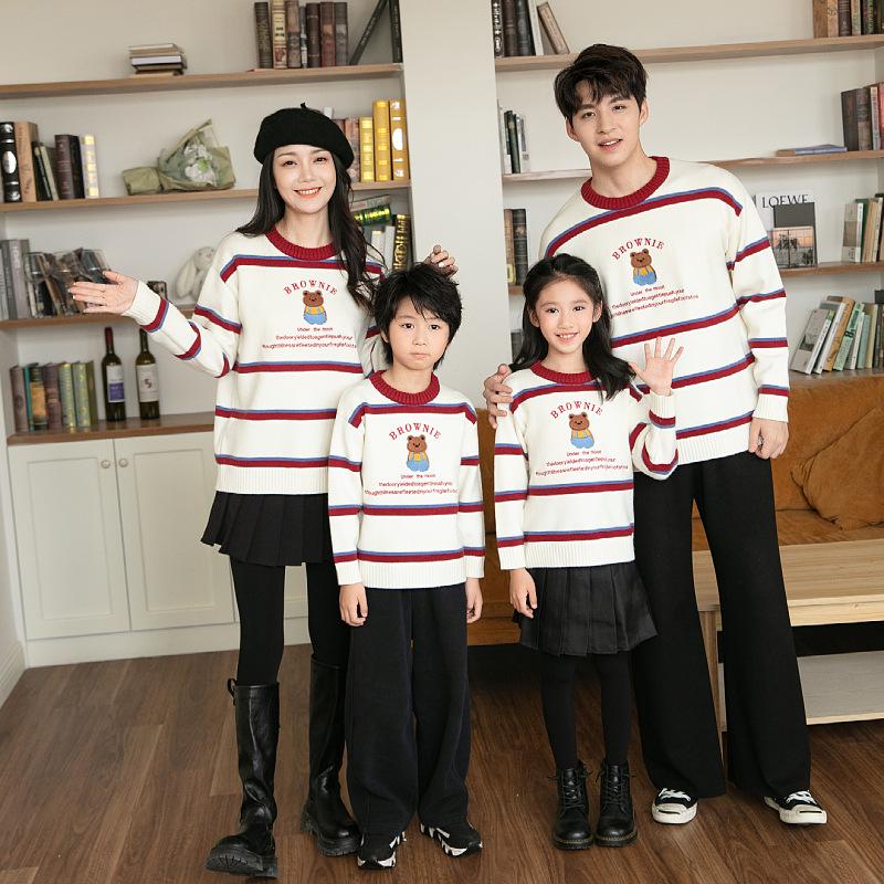 

Family Cartoon Bear Sweaters - Korean Style Knitwear for Mother, Daughter, Baby - Autumn/Winter Collection Size 130