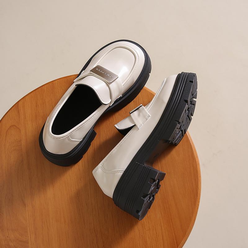 Fashion Winter Shoes Women All-Match Autumn Black Flats Loafers With Fur Clogs Platform Oxfords British Style Fall Slip-on Creepers Leat