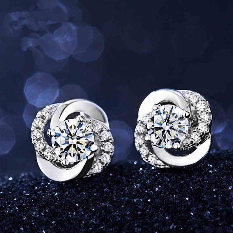 2026 New Korean Version Design Women s Zircon Light Luxury High-end Niche Earrings Temperament Four-leaf Clover Sweet and Cool Stud Earrings Jewelry
