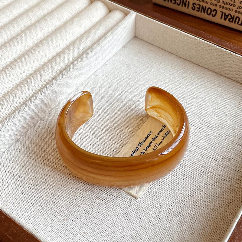 Versatile Iridescent Wave Acrylic Bracelet