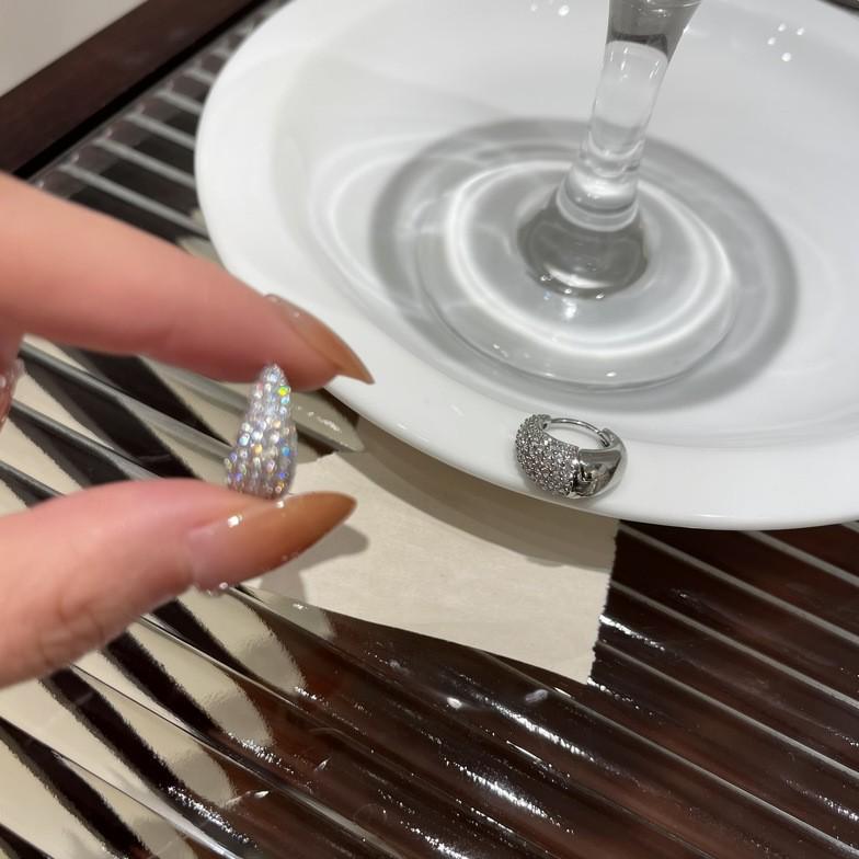 Exquisite Zirconia Water Drop Clip Earrings: Cool, Versatile, Fashionable Ear Jewelry