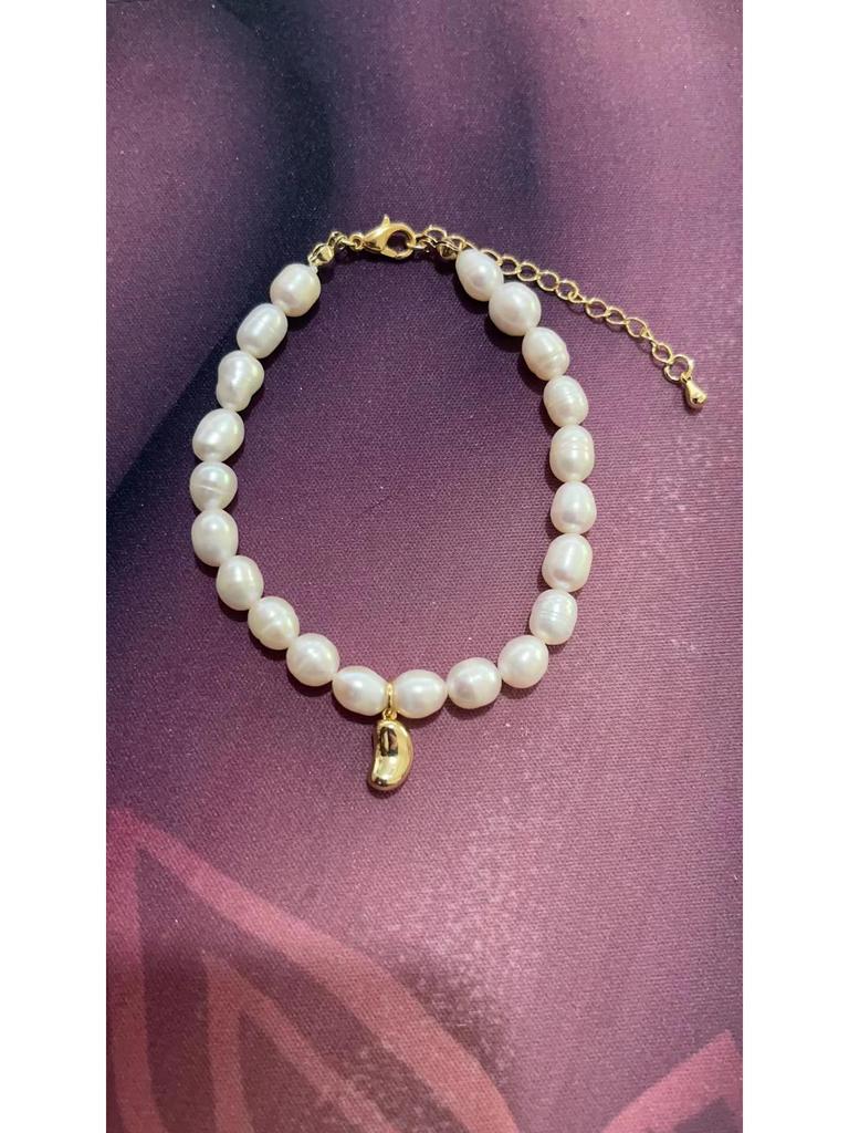 Korean Style Freshwater Pearl Heart and Smiley Face Pendant Necklace - Women's Elegant Acacia Bean Choker Jewelry