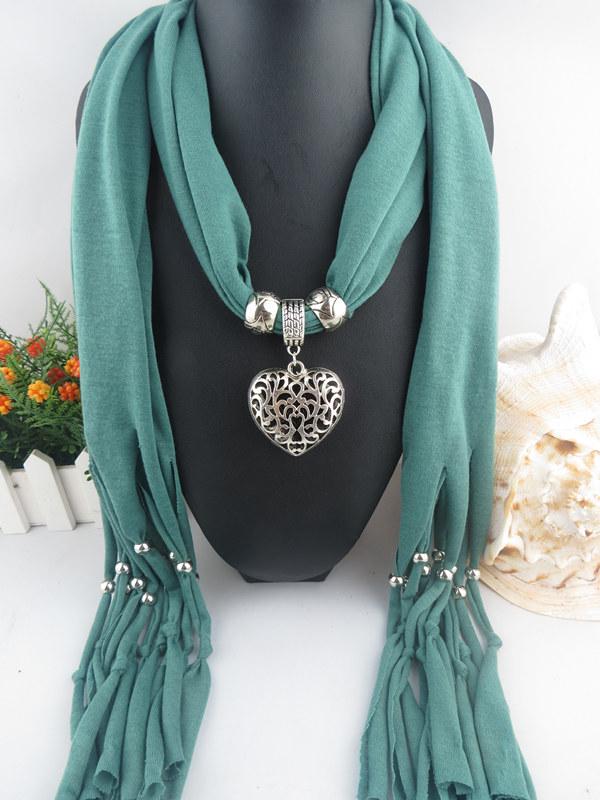 

Новая мода этнический полиэстер полотняного переплетения Tie dye кисточка полая двойной персиковый кулон ювелирные изделия шарф ожерелье женские цветные шарфы 180cmx40cm темно-зеленого