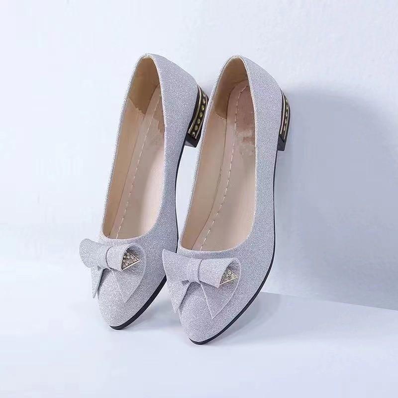 

Женская обувь новая 2025 популярная вечерняя обувь универсальная плоская одинарная обувь фея фея обувь бабушки женская мода повседневная обувь тренд 40 фиолетовый