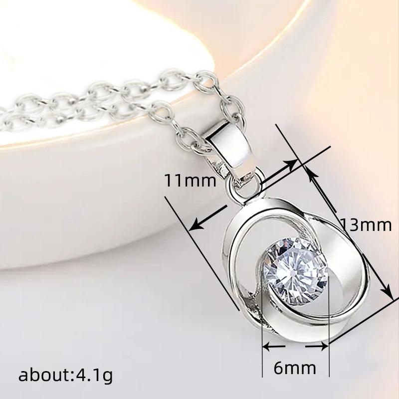 Love At First Sight, Rotating Love Necklace Woman, Simple Temperament Creative Pendant, Four-Leaf Clover Versatile Item Decoration