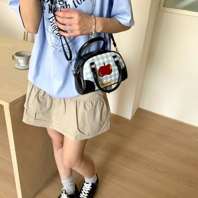 Süßer Apfel-Karomuster Damen Sommer Neue Mode College-Stil Rucksack Schräg übertragener Satteltaschen