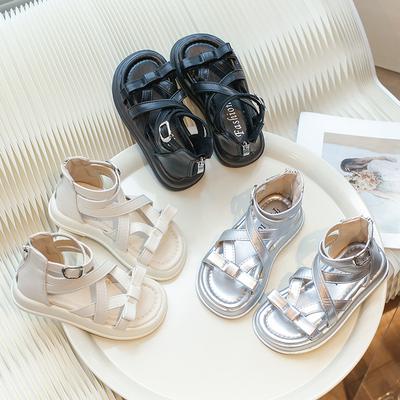 Mädchen – Sandalen & Zehentrenner