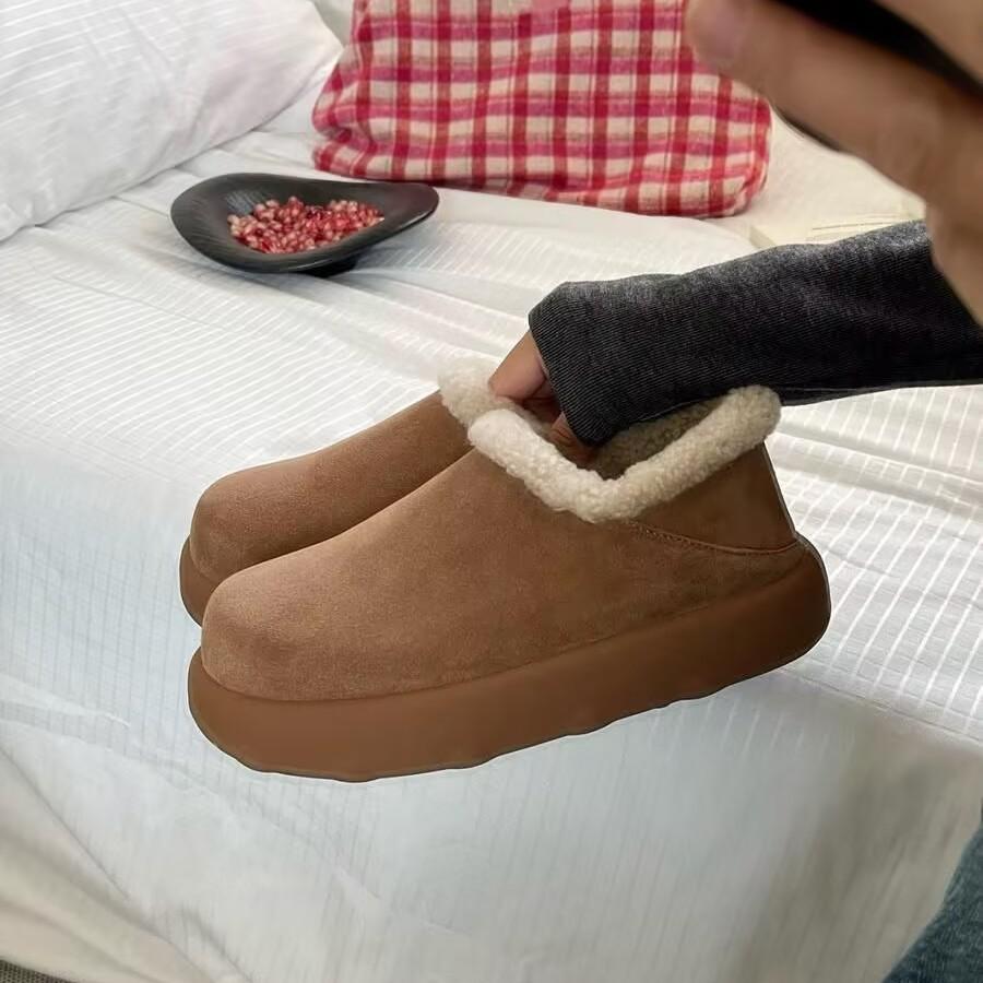Version cuir de vache 2025 hiver nouveau bout rond rétro semelle épaisse décontracté polyvalent velours épaissi chaud chaussons en coton pour femmes