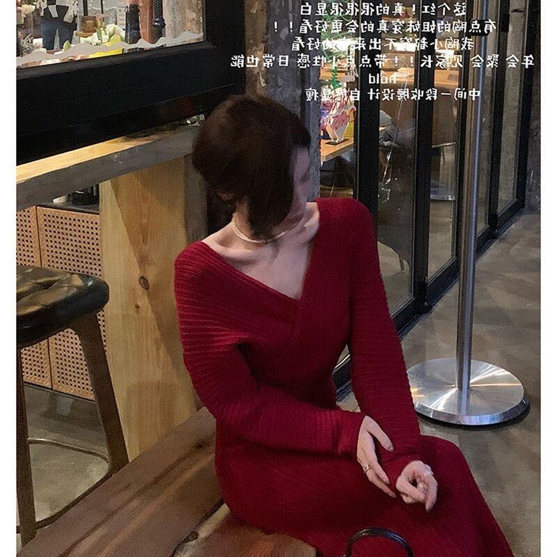 Christmas red knitted dress women's autumn and winter base with retro temperament over the knee sweater skirt