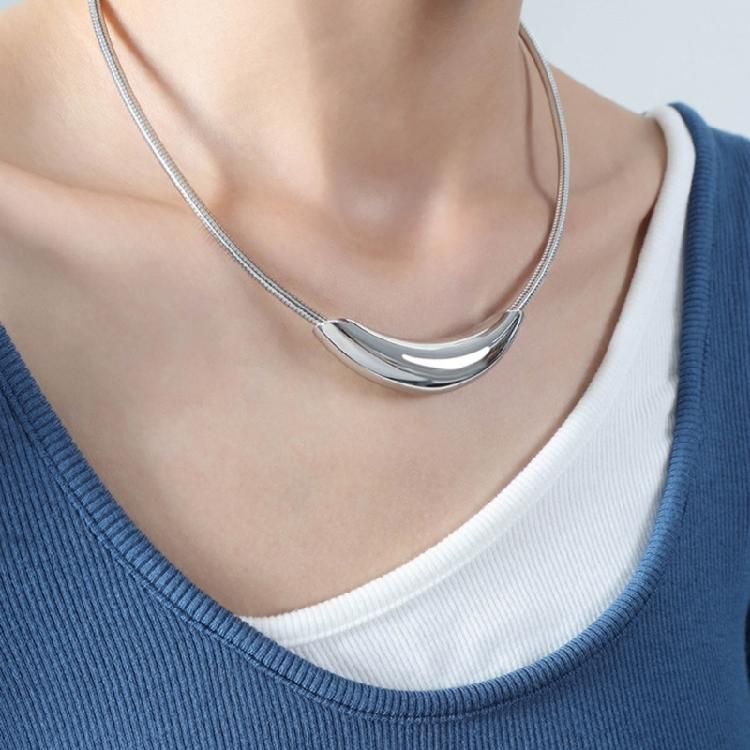 Fashionable Metal Collar ecklace Stylish and Personalized Choker Necklaces