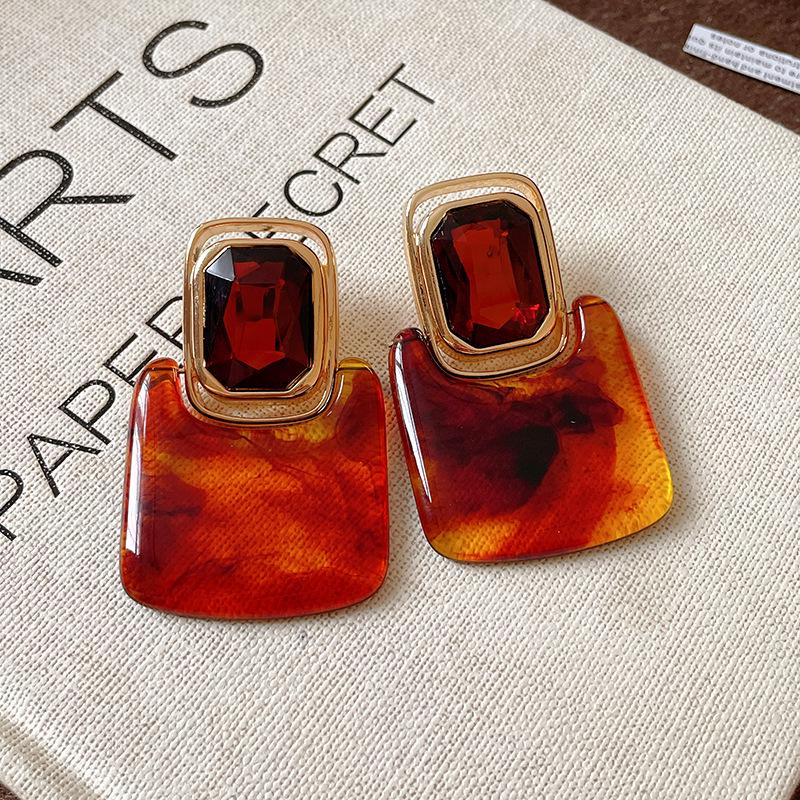 Silver Needle Geometric Irregular Resin Y2K Earrings - Retro Stud Ear Accessories for Women