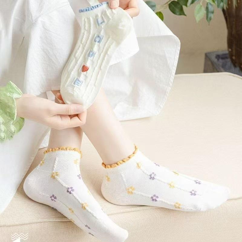 5 Pairs  Shallow-mouthed Trendy and Cute Women's Socks for Spring and Autumn with Lace Low-top Short-leg Women's Socks Summer Boat Socks