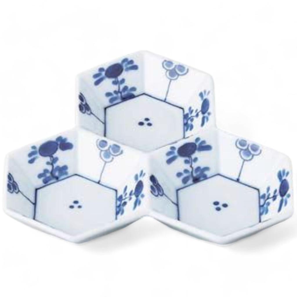 Takumifu Arita Ware 13cm Plate, Scaled Hibiscus Bishamon Three-Piece Serving Plate, Made In Japan