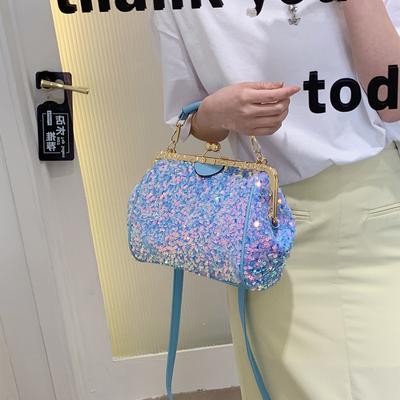 Klipová flitrová taška 2025 personalizovaný design ins zahraniční styl přes rameno přenosná messenger skořepinová taška