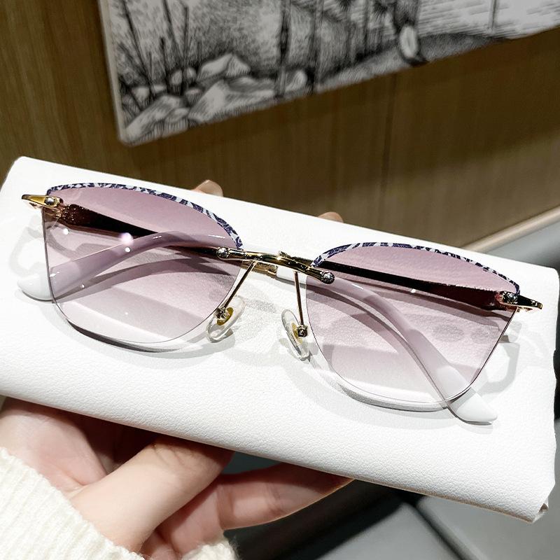 

3D-печатная оправа «Флора» Мужские Женские Очки для чтения Высокой четкости Солнцезащитные Пресбиопические Очки Металлическая оправа «Бабочка» Маленькая оправа Очки для дальнозоркости +400 degrees золотой