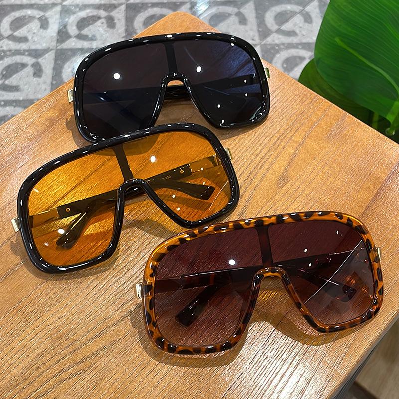Big Size Sunglasses Men Women European American Wind Proof Sun Glasses for Women Fashion Stylish Men Sun Glasses