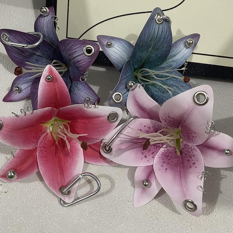 Słodki Fajny Nit Lilii Brelok Eleganckie Symulowane Kwiaty Materiałowy Breloczek Dla Kobiet Dziewczyn Dodatki Wisiorek do Torby Prezent