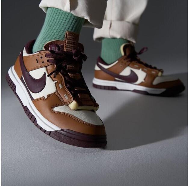 Nike Dunk Low Retro Sneaker
