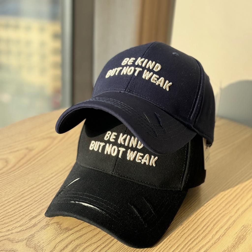 High-quality New Hard-top Baseball Cap with Three-dimensional Embroidered Letters, Makes the Face Look Smaller, Suitable for Large Head Sizes, Sun
