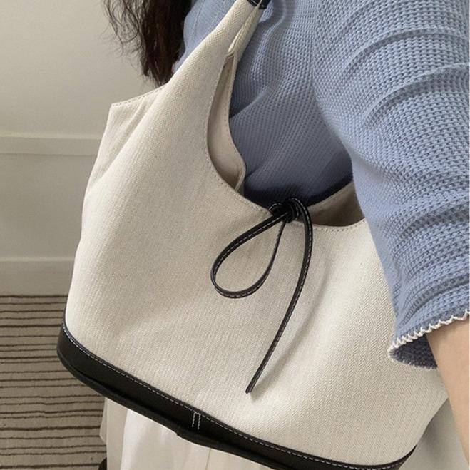 Korean Chic Canvas Tote Bag: 2025 New Fashionable Versatile Shoulder Handbag for Women