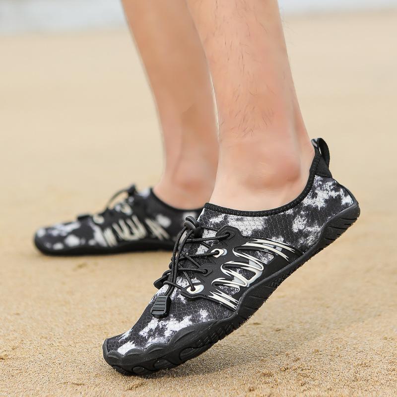 Nové boty do potoka, halové švihadlo, skákací boty, boty na jógu, oblečení do vody a na souš, boty pro bosou nohu, plavky pro pár na pláž