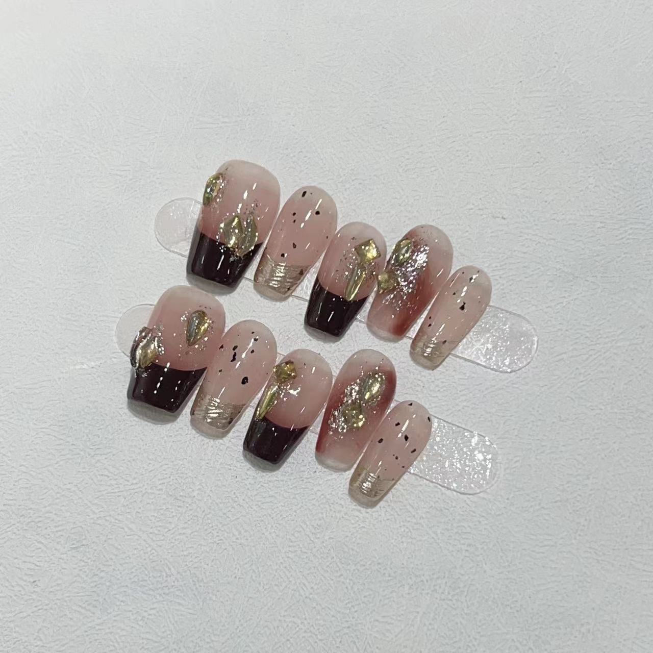 

Чисто ручная работа Деталь доспеха Ручная работа Высококлассный Осень и Зима Новый Высококлассный Черный Французское Волшебное Зеркало Флэш Бриллиант Large L