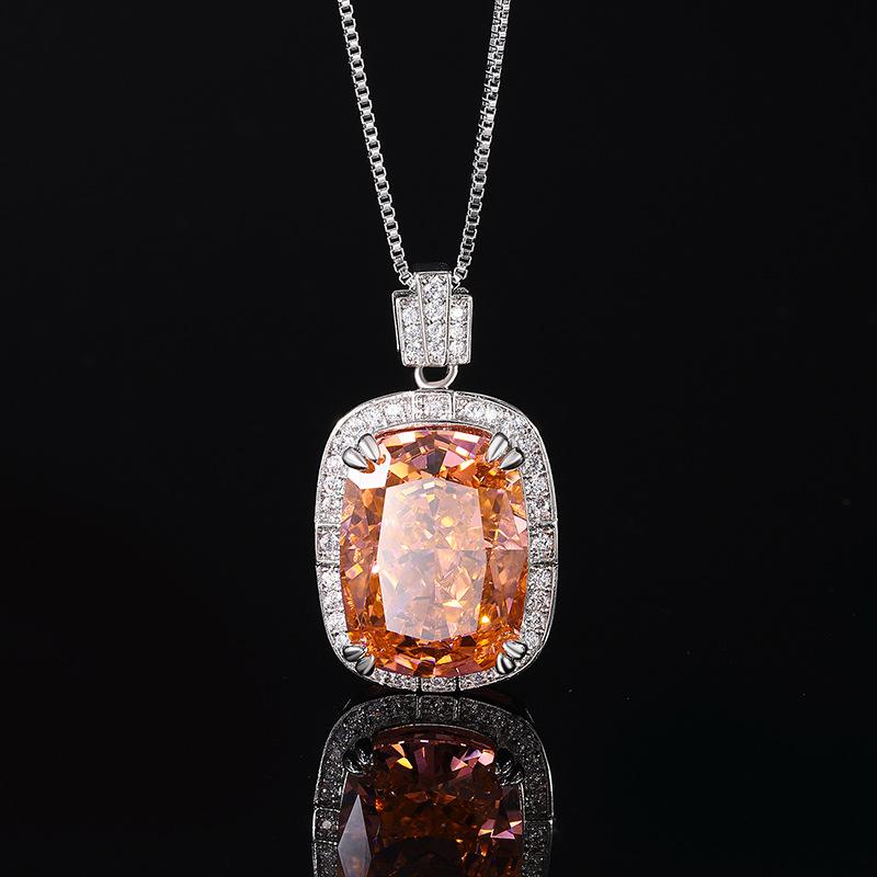 Bijoux Diamant Haute Carbone Coupe Fleur de Glace Cuivre Incrusté Rétro Tempérament Pendentif Collier Femme Hôte 12 * 16