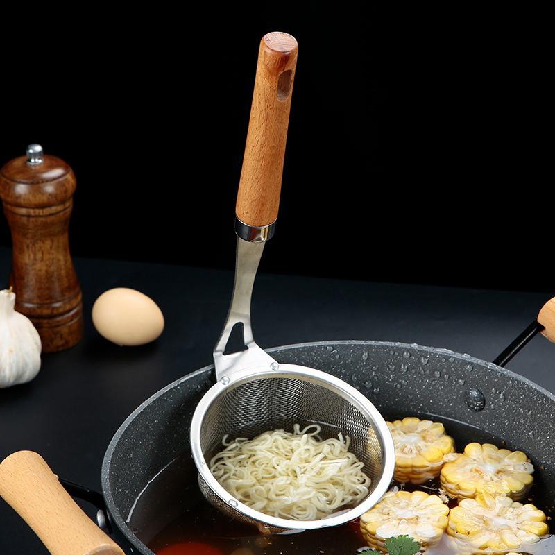 Stainless Steel Hot Pot Colander Noodle Deep Drainer Frying Basket Sink Strainer With Wood Handle For French Cooking Spoon