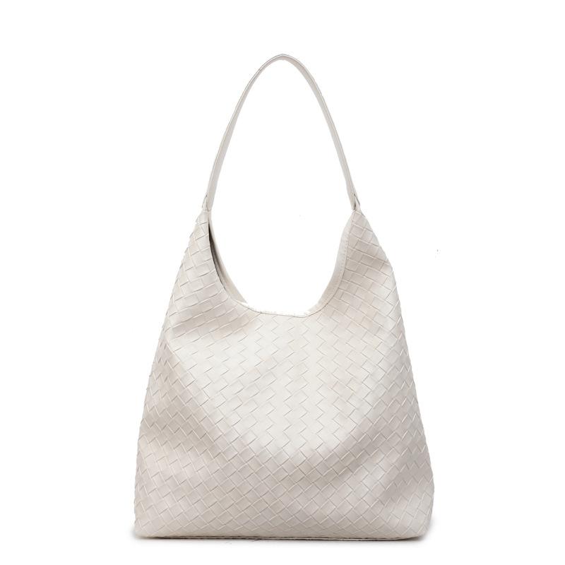 Casual Retro Large-capacity Bag Women's New Popular Versatile Shoulder Bag Woven Bag