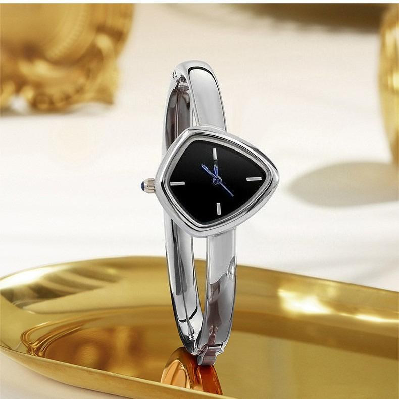 Irregular Shaped Minimalist Bracelet Watch for Women Wristwatch