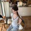 Sweet wind floral texture straps V-neck short-sleeved T-shirt women's summer lace splicing slim-fitting front shoulder top