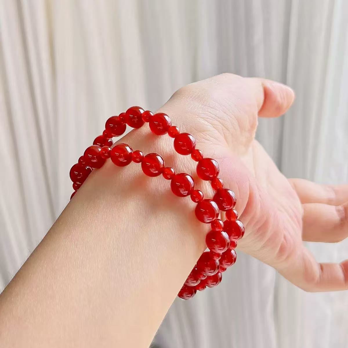 Natural Ice-Permeable Pigeon Blood Red Chalcedony Agate Multi-Circle Design Bracelet Bracelet, Fidelity, Over The Base