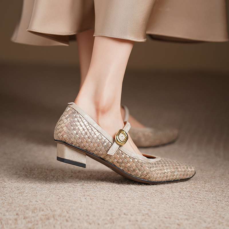 Krazing Pot Cow Skin Summer Spring Autumn Low Heels Women Square Toe Mary Janes Metal Buckle Shallow Pumps