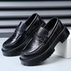 Sapatos Sociais Masculinos de Sola Grossa Couro Masculino Feito à Mão Mocassins Versátil Sapatos Casuais Masculinos Vazados Masculinos Slip on Sapatos de Casamento