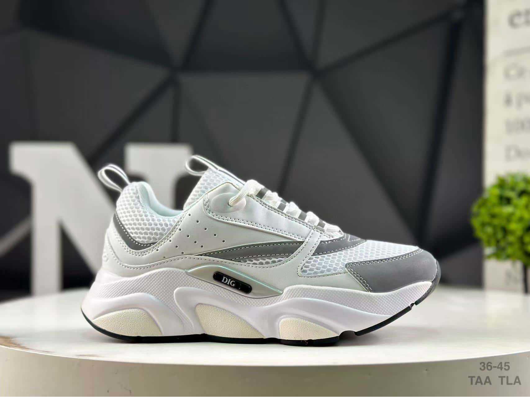 B22 Sneakers Dad con Aumento Altezza in Rete - Scarpe Sportive Stile Europeo da Uomo e Donna 40