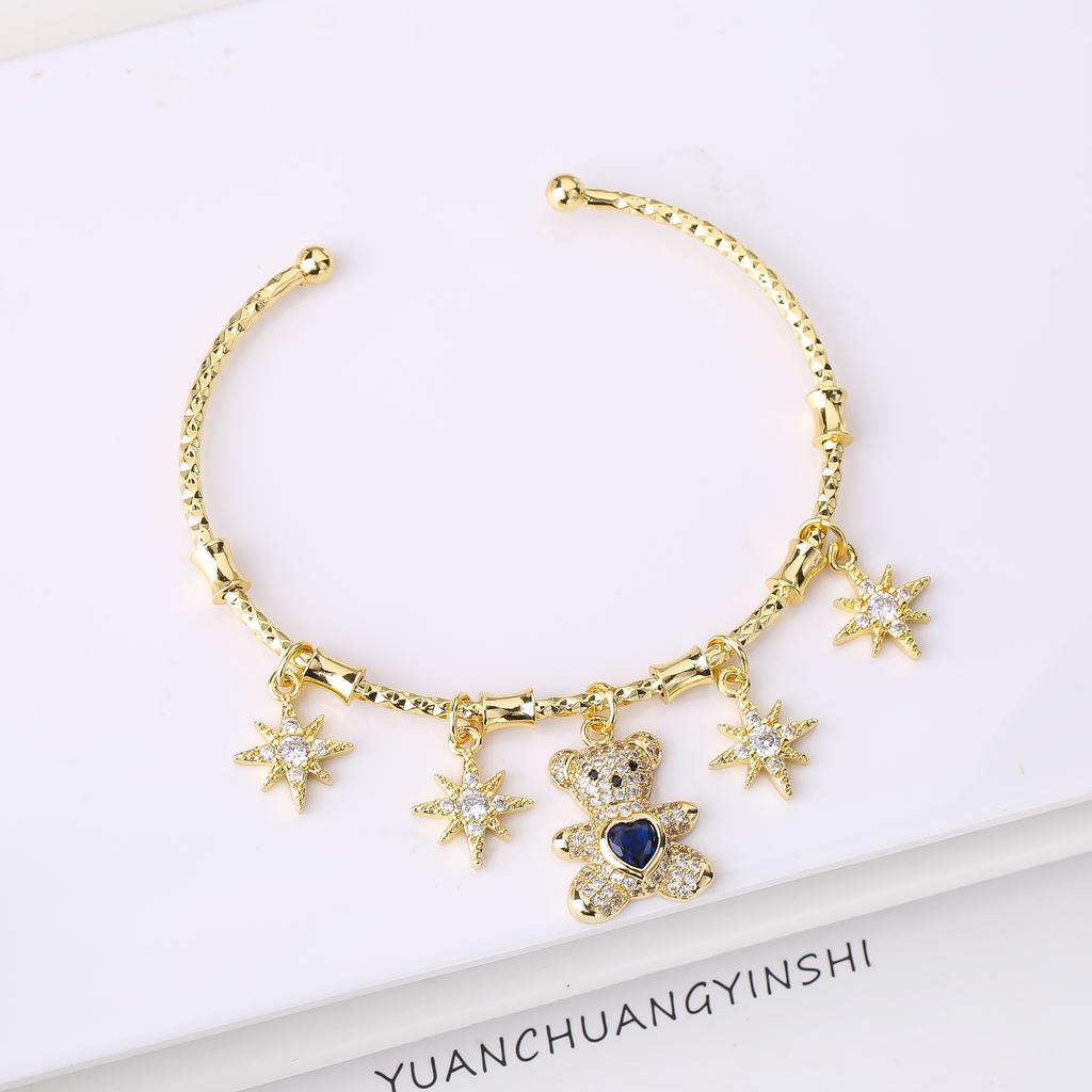 Heart-Shaped Crystal Bear Animal Candy Bracelet for Women Copper Gold Plated Hoops Zircon Bangles Dainty Jewelry Party Gifts