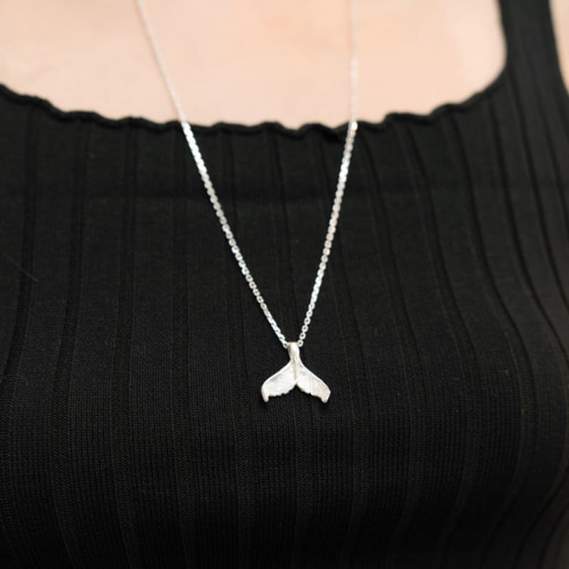 BOLDIERE Whale Tail Necklace_ N25