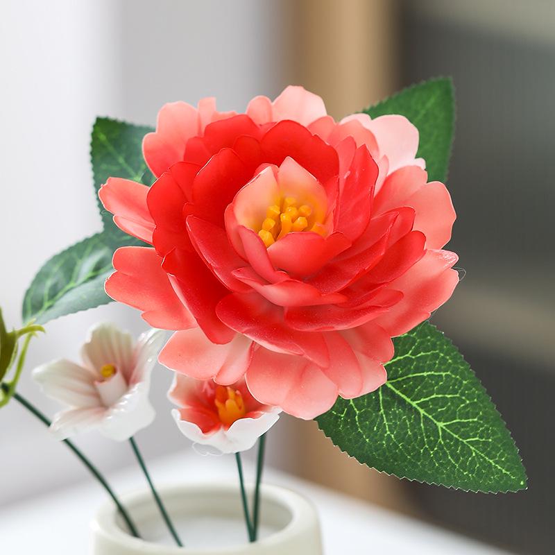 Handcrafted Ceramic Flowers, Preserved & Artificial Bouquets, Home Décor, Display Items, Travel Souvenirs, and Cultural Gifts.