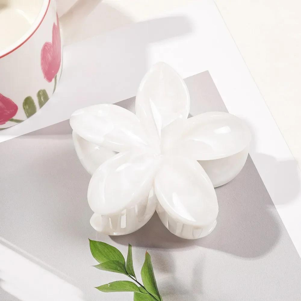 8cm Marble Pattern Frangipani Flower Hair Claw for Women Handmade Dyeing Design Acrylic Large Shark Clips Vacation Accessories
