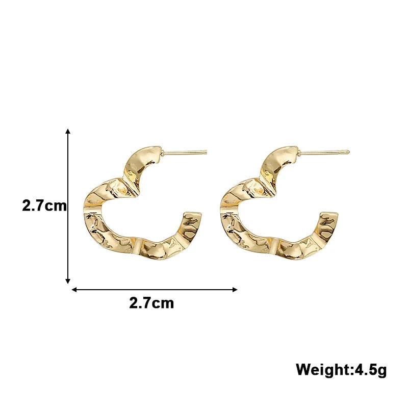 Gold Color Metal Heart Stud Earrings for Women Uneven Unique Geometric Statement Female Fashion Ear Jewelry Party Accessories