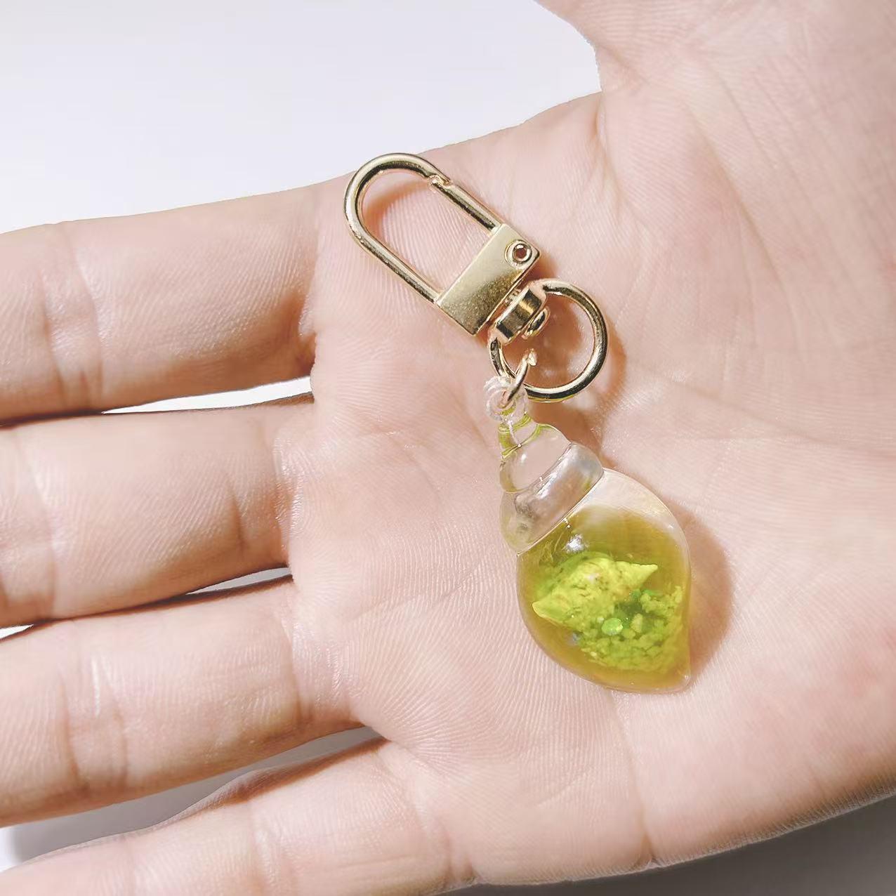 Acrylic Seashell Keychain & Earphone Case Accessory