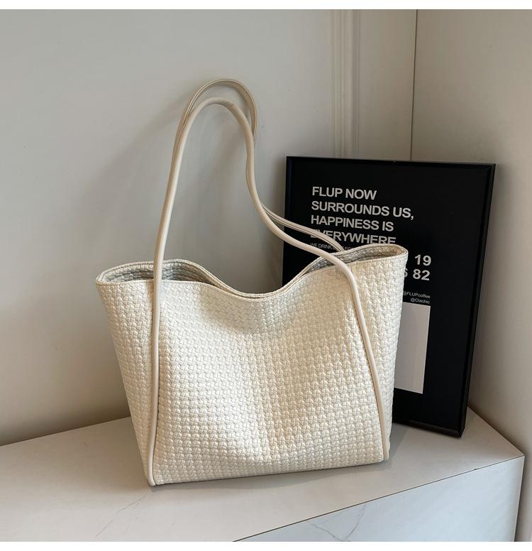 New Woven Large-capacity Underarm Tote Bag Women's 2025 Simple Solid Color Foreign Style Korean Version Lazy Style Shoulder Bag