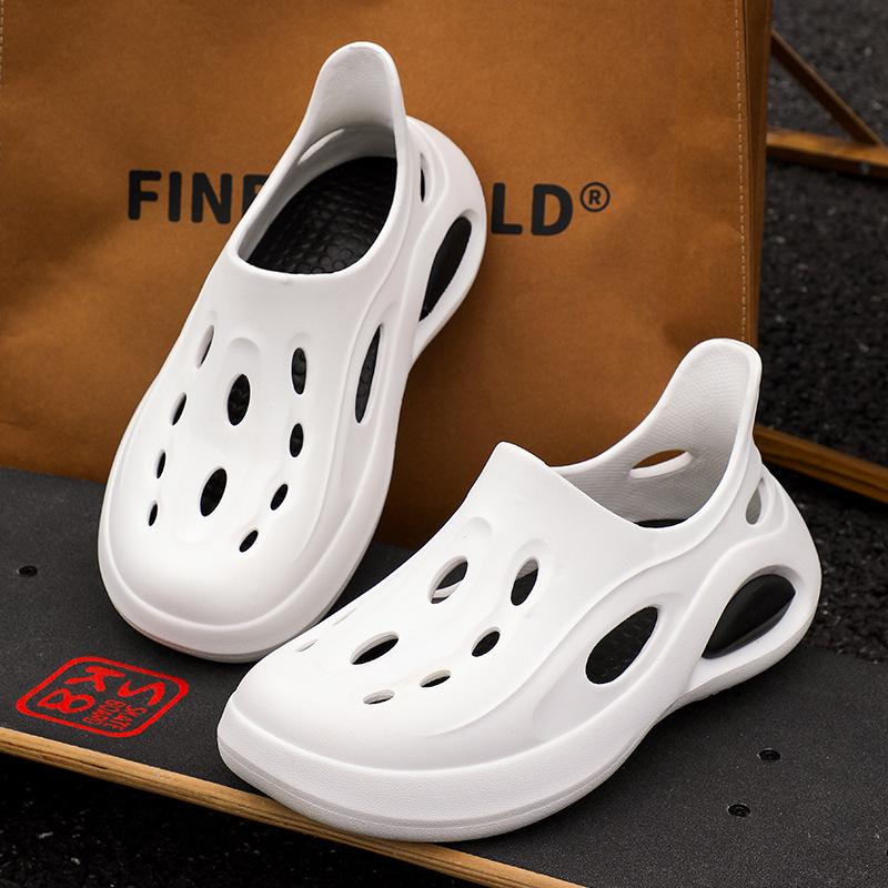 Beach Slip-on Sandals For Man Non-slip Breathable Outdoor EVA Sport Slippers Rainy Day Stylish Versatile Sandals Soft Thick-sole