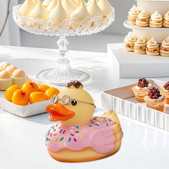 Dessert Duck Figurine Cartoon Duck Statue Vinyl Animal Sculpture Home Office Desktop Bookshelf Decoration Ornament