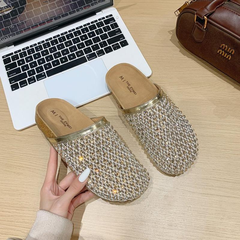 Fashion Sandals for Women's 2025 Summer New Luxury Brand Slippers Lightweight Round Head Shoes Water Diamond Flat Slides Women Sandals