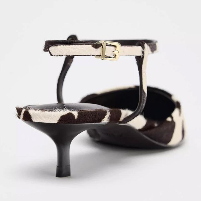 Xia's new one-word buckle with kitten and horsehair medium heel bag head sandals large size shallow mouth empty women's shoes