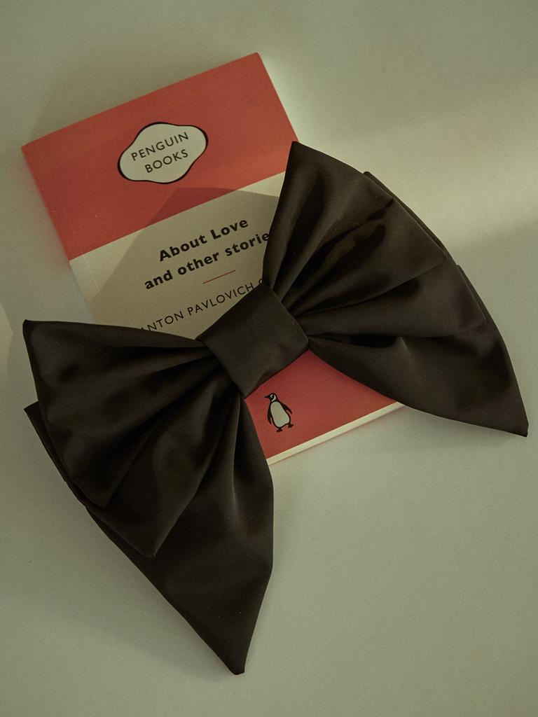 Elizabeth Moments Triple Memory Ribbon Hairpin