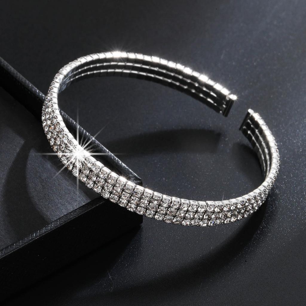 Fashionable New Simple Women's Bracelet with Exquisite Multi-row Bracelets