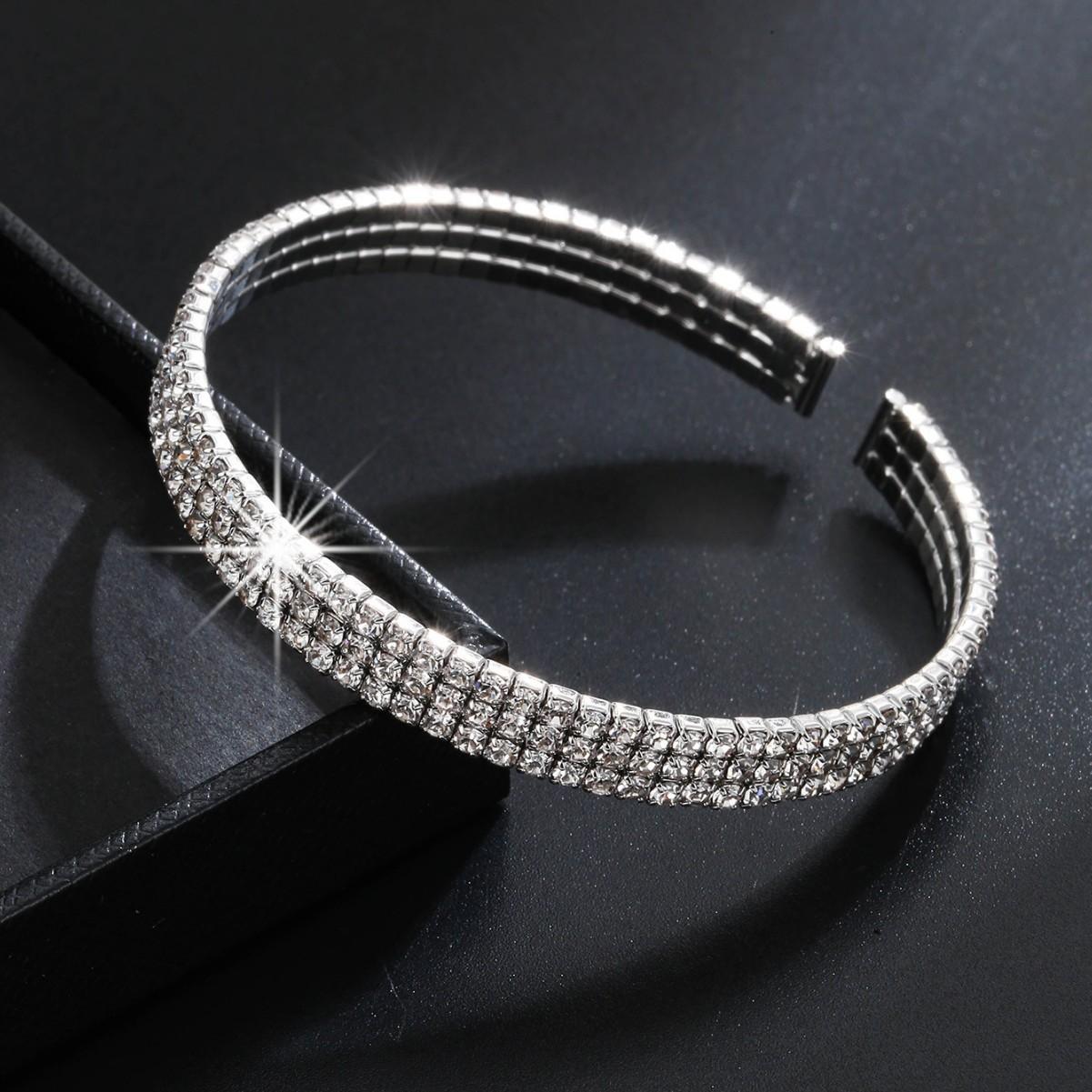 Fashionable New Simple Women s Bracelet with Exquisite Multi-row Bracelets One Size(16-22CM)